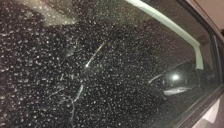 Prljava kiša uprljala automobil