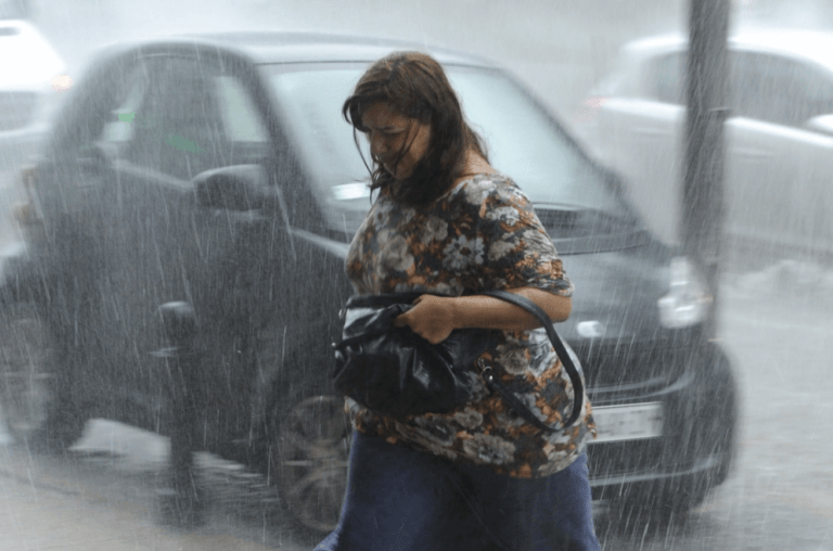 Potop na ulicama (Foto: Foto: Alo!/Ognjen Radošević)