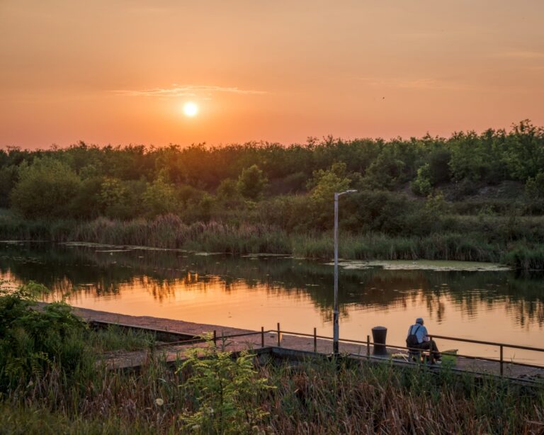 Zalazak 18.08 u Kucuri (Foto: Vladimir Gubaš)